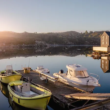 Brosme By Interhome Vakantiehuis Bomlo