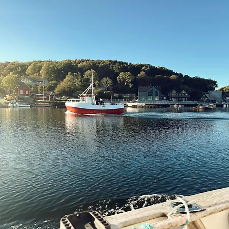 Brosme By Interhome Vakantiehuis Bomlo